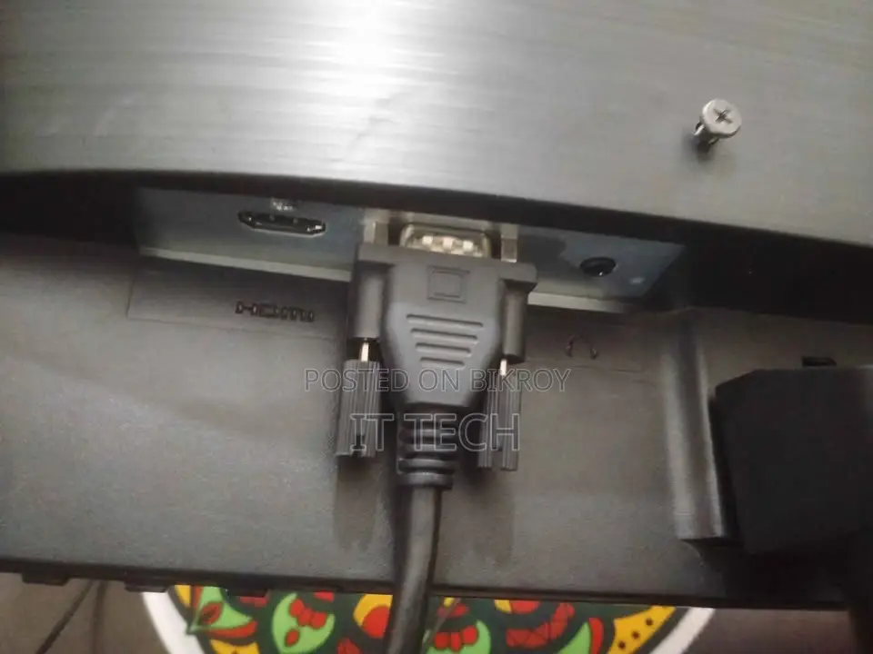 LATEST Dell 19" HDMI Port With VGA full Fresh 1 Mark LED!