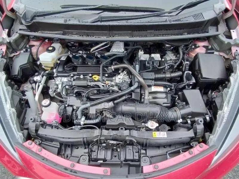 Toyota Aqua Z PKG RED,360 CAMERA 2021