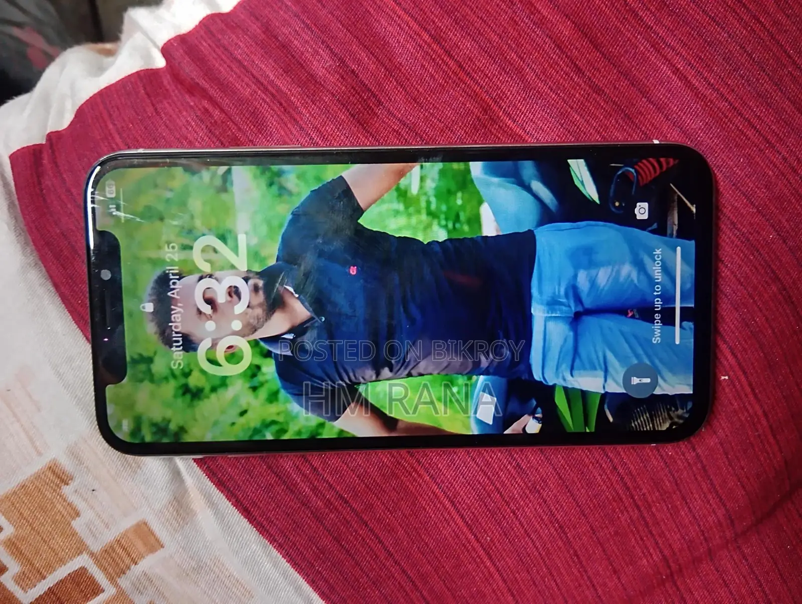Apple iPhone X (Used)