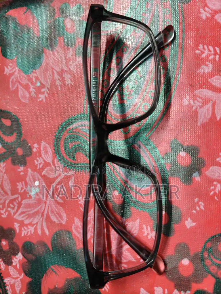 Eyeglass Frame