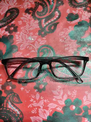 Eyeglass Frame