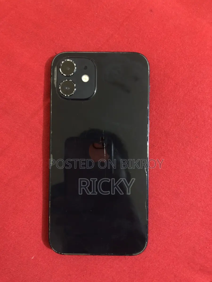 Apple iPhone 12 128GB (Used)