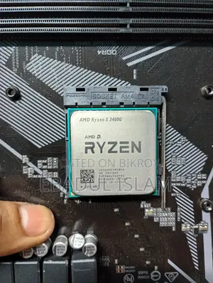 AMD RYZEN 5 3400G