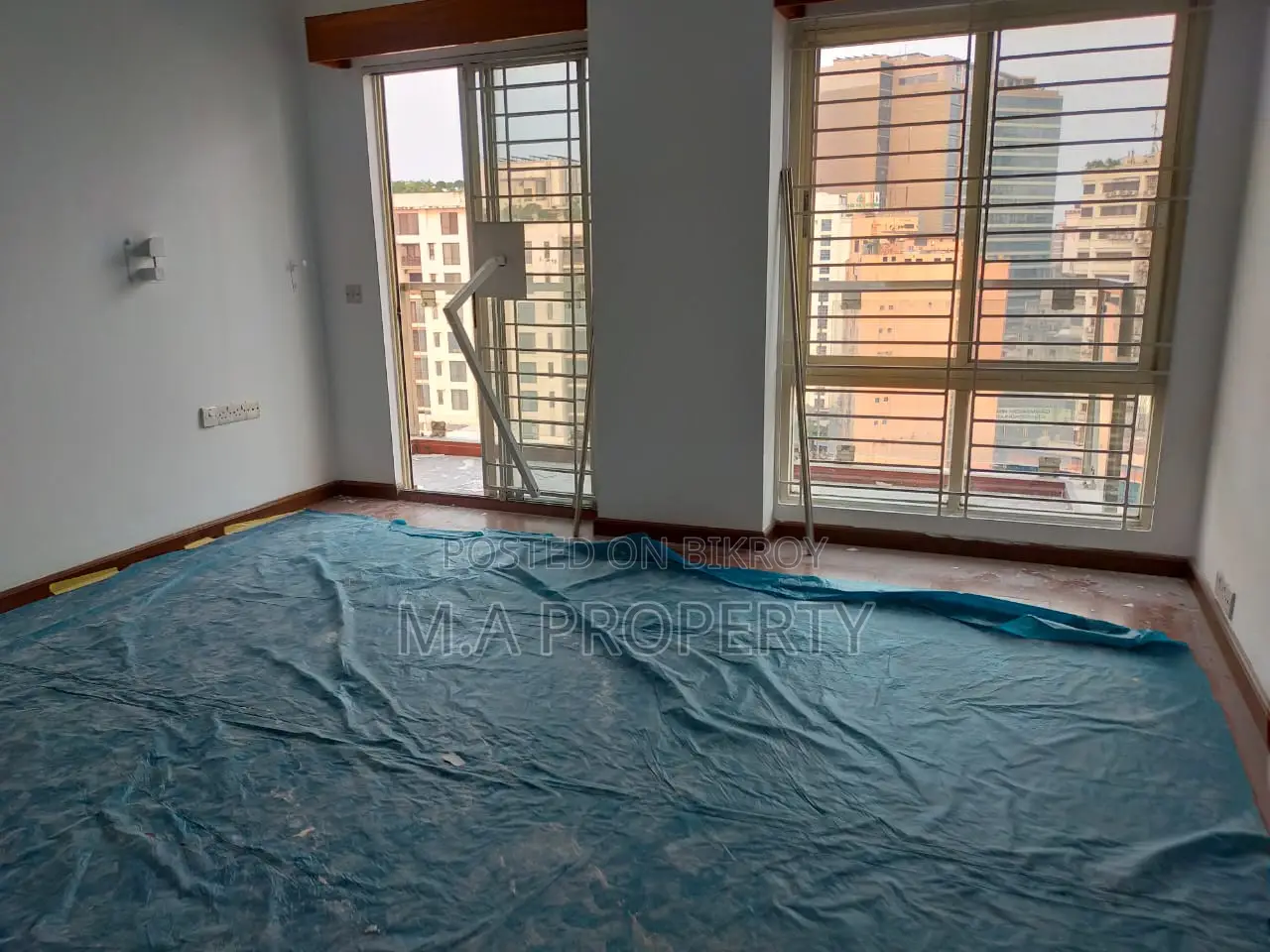 Rent Apartment 4-Bed Gulshan North