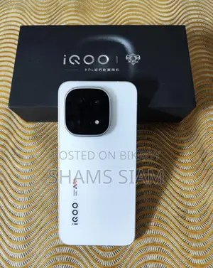 iQOO 15 (CN)... (Used)