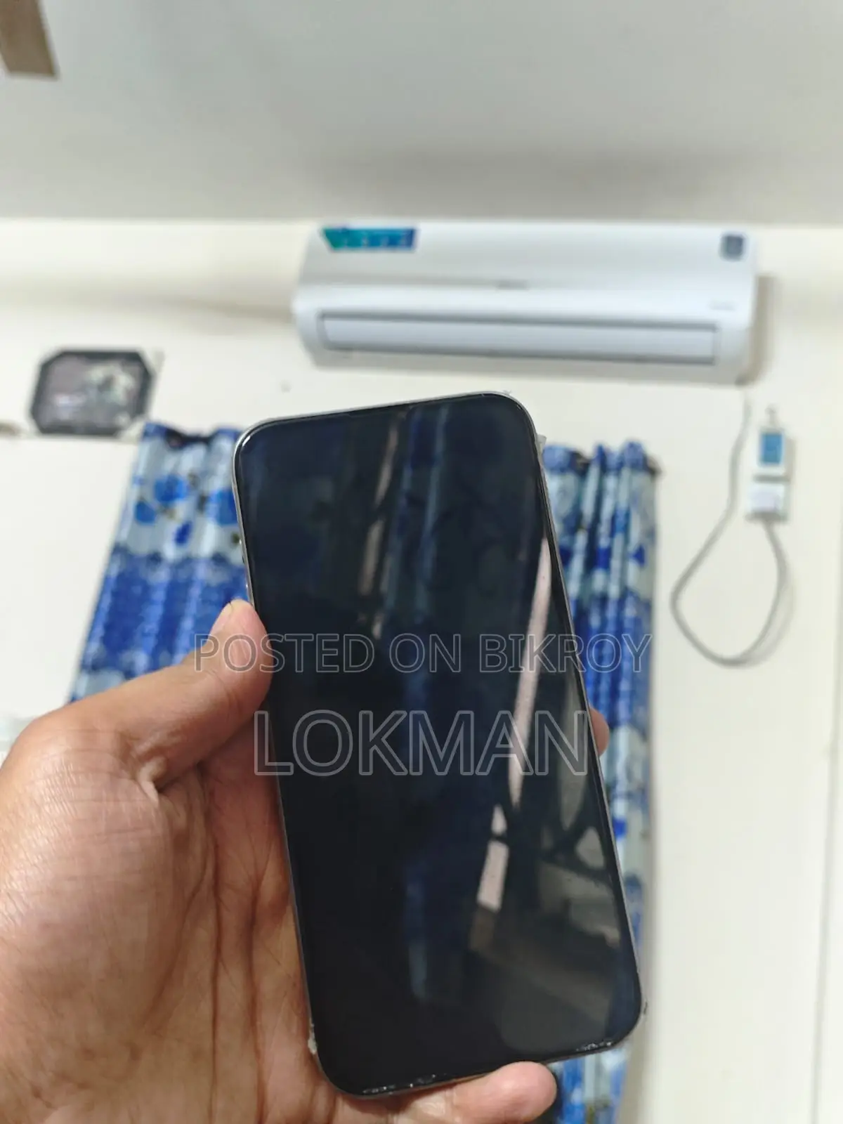 Apple iPhone 15 Pro Max 256GB (Used)