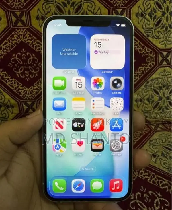 Apple iPhone 12 (Used)