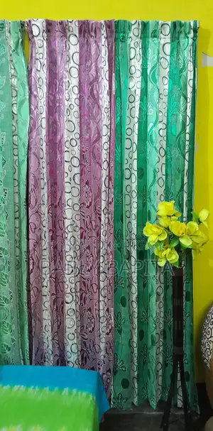 সুন্দর ডিজাইনের ব্যবহৃত পর্দা-বাসার জন্য পারফেক্ট