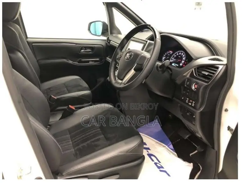 Toyota Esquire GI PREMIUM NONHYBRID 2020