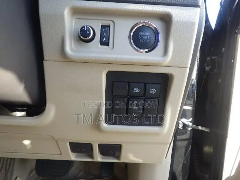 Toyota Land Cruiser TX-L 4.0 BLACK 2022