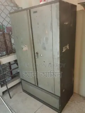 আলমারি