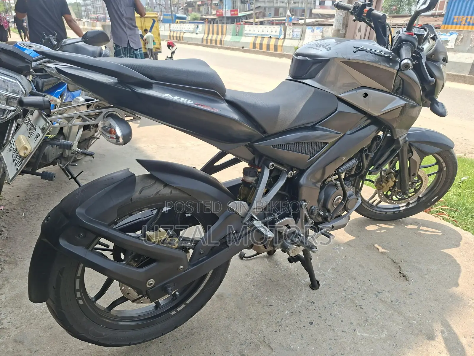 Bajaj Pulsar NS 160 2019 Gray