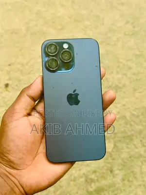 Apple iPhone 15 Pro Max Brand New Condition (Used)
