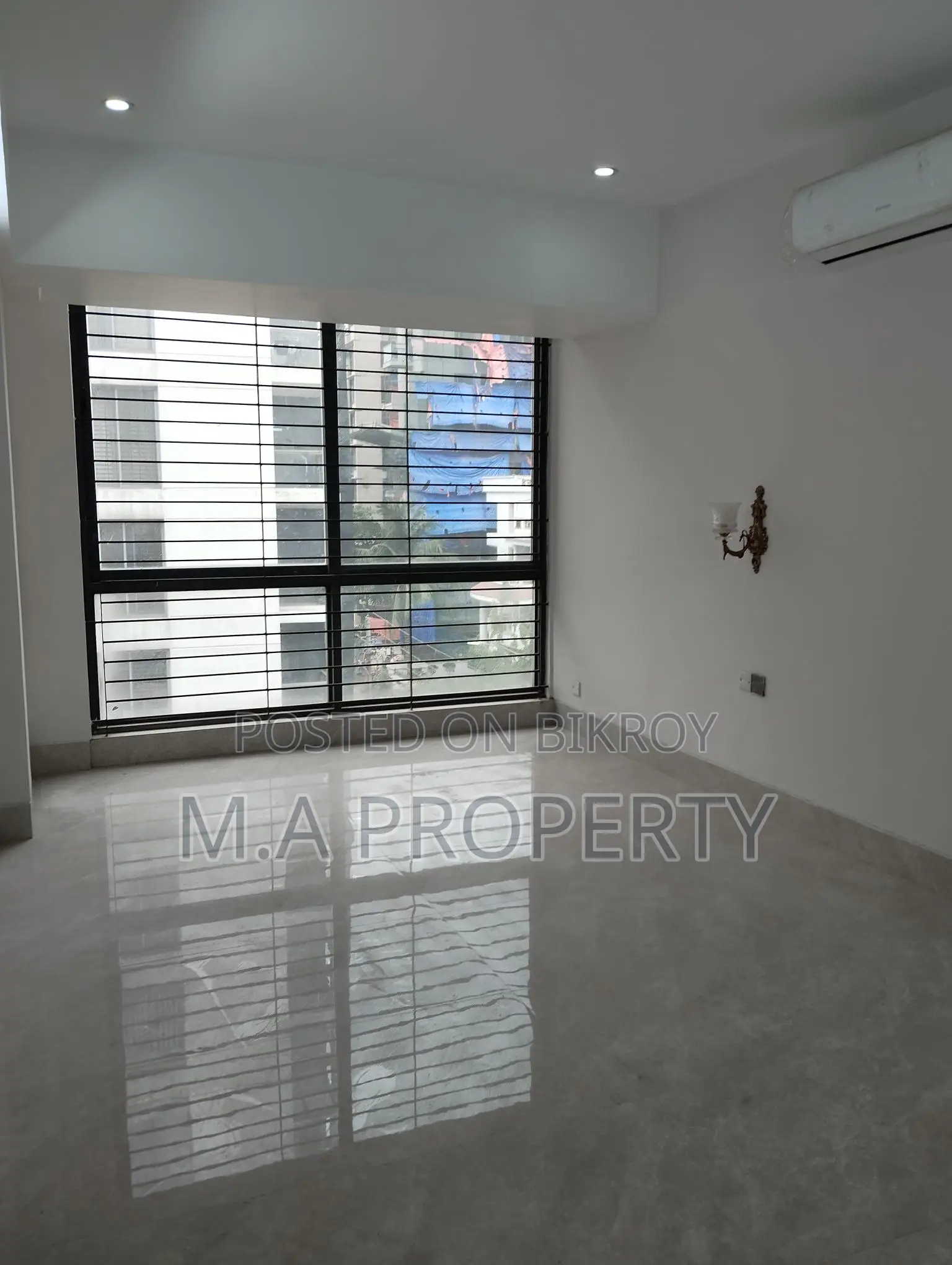 NEW 4000SFT 4BED ZIMPOOL SAMIFURNISHED FLAT RENT BARIDHARA DIPLOMATIC