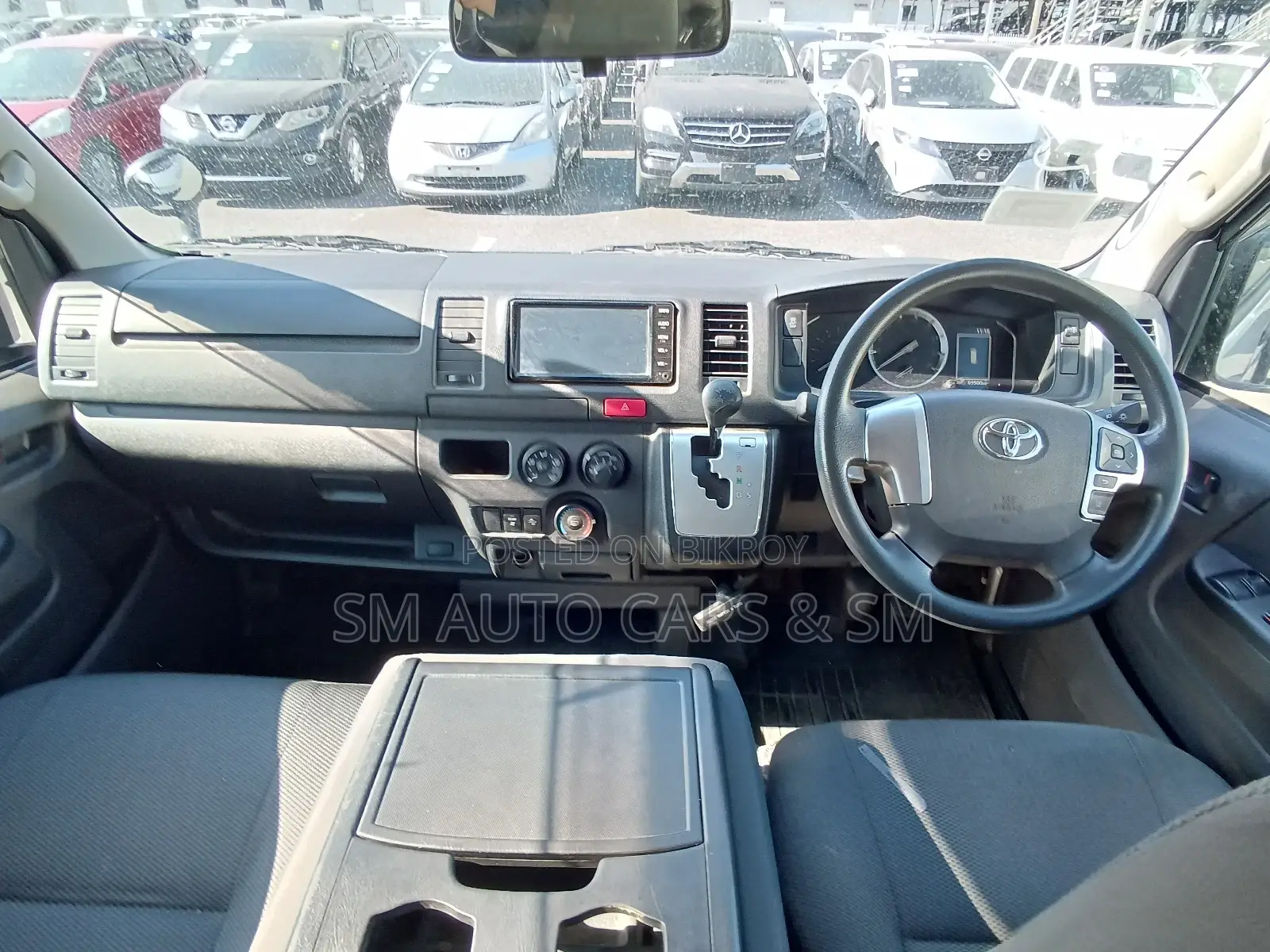Toyota Hiace Ambulance DX Silver 2021
