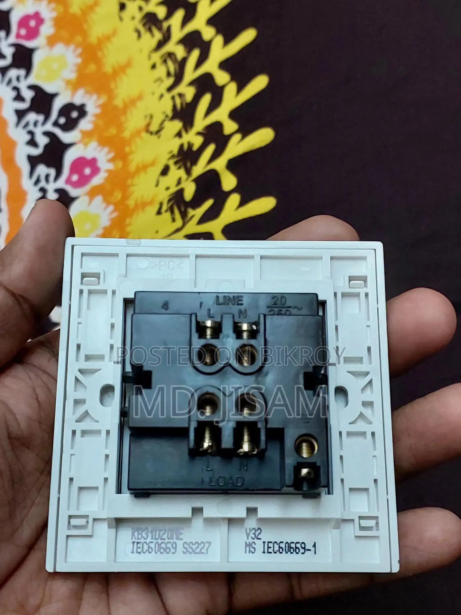 অরিজিনাল Schneider 20a Dp সুইচ