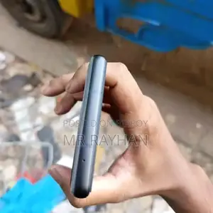 গুগল পিক্সেল ৬ শুধুমাত্র মাদারবোর্ড সমস্যা (ব্যবহৃত)