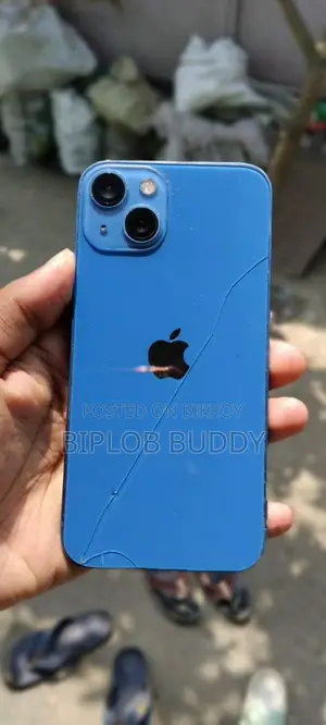 Apple iPhone 13 . (Used)