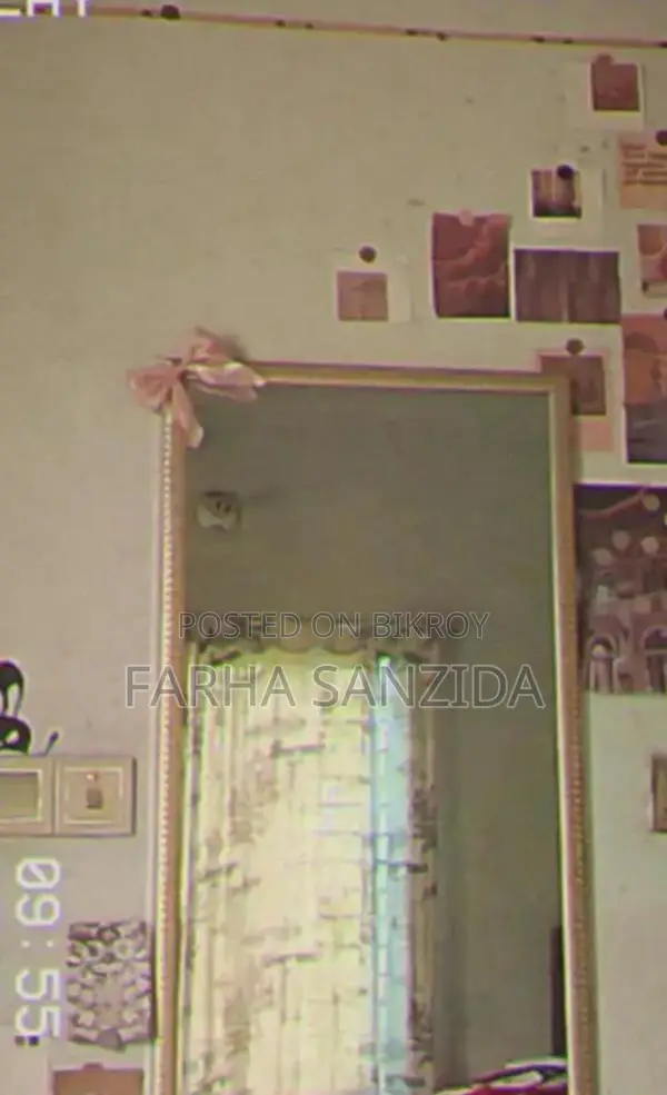 আয়না বিক্রয় হবে