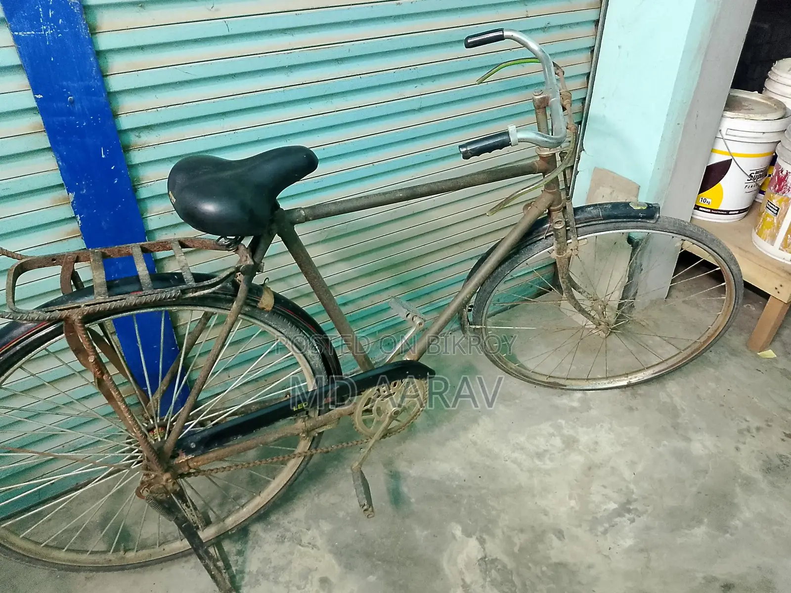 Heavy Duty Bicycle in Fresh Condition