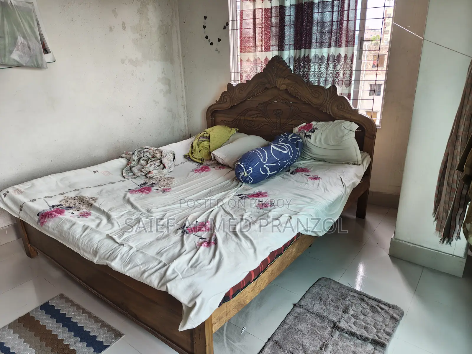 ৫/৭ একটি খাট বিক্রি হবে