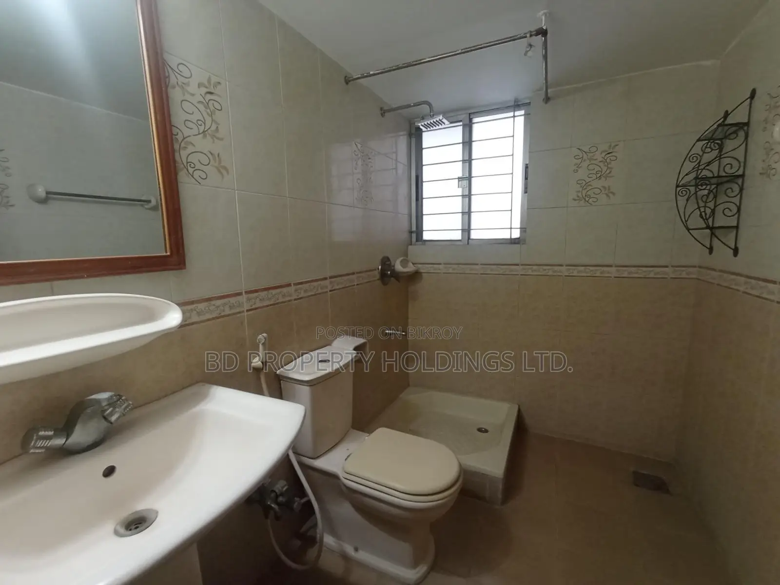 Furnished 3bdrm Apartment in Uttara for Rent