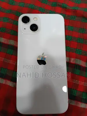 Apple iPhone 13 (Used)