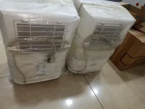 24L Gree Dehumidifier GD-24L - Excellent condition, very lightly used