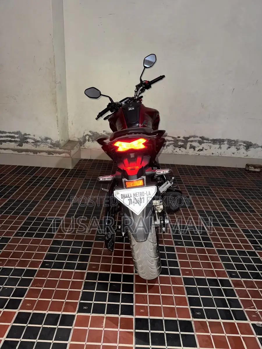 Honda Hornet 2.0 . 2025