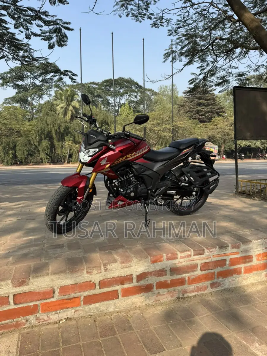 Honda Hornet 2.0 . 2025