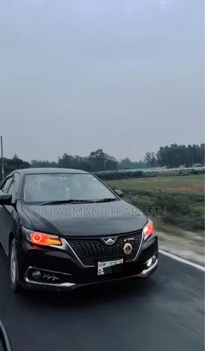 Toyota Allion . 2014