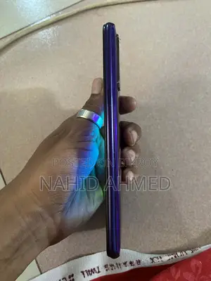 Realme 5i 4/128 gb (Used)