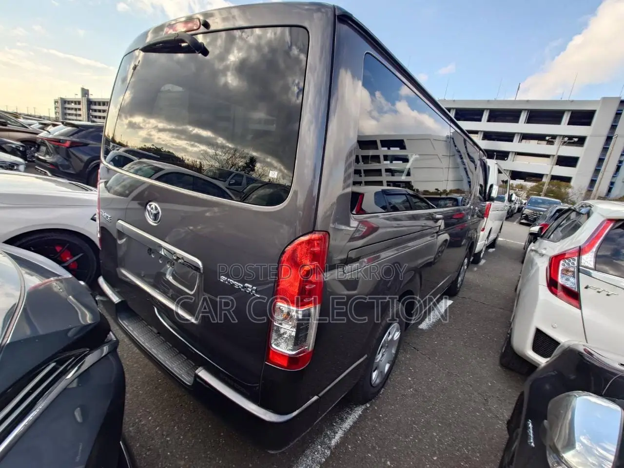 Toyota Hiace Super GL 2021