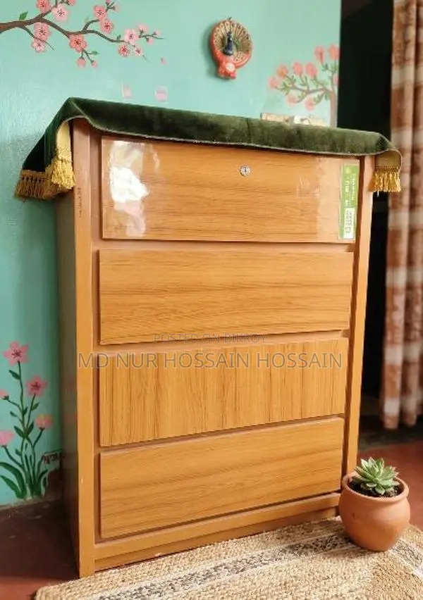 ওয়ারড্রব বিক্রি