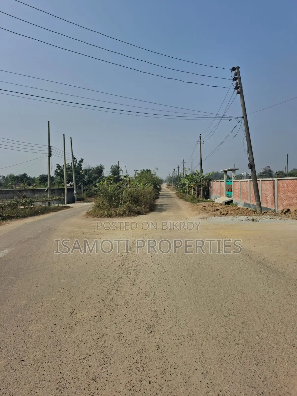 3 Katha plot for sale facing south with 75 feet road in Sector 15