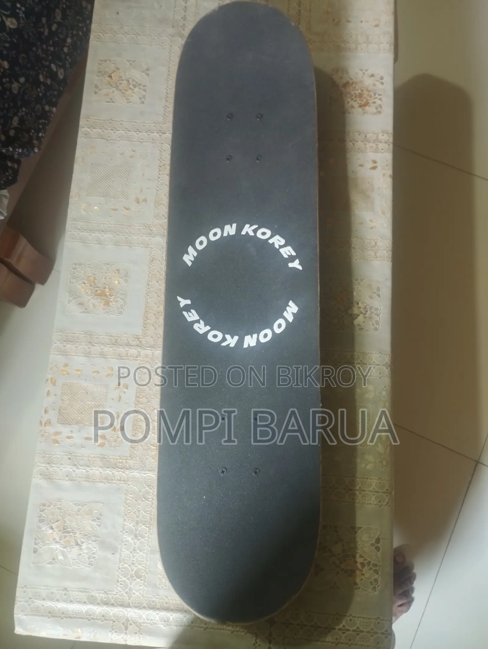 SKATE BOARD