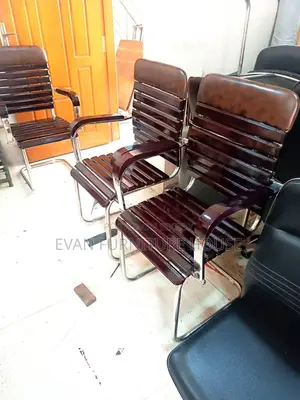 One band wood chair