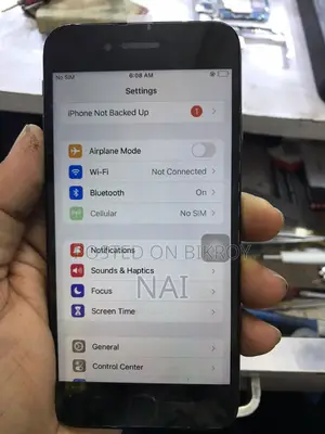 Apple iPhone 8 (Used)