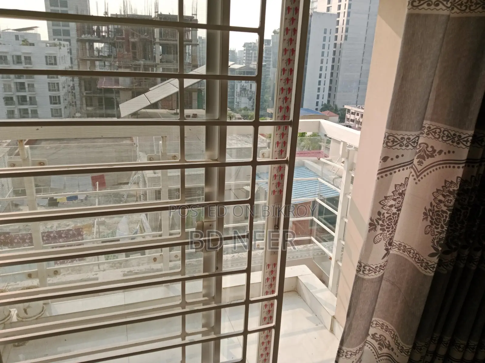Excellent fully furnish 4 Bed room apt rent in Gulshan