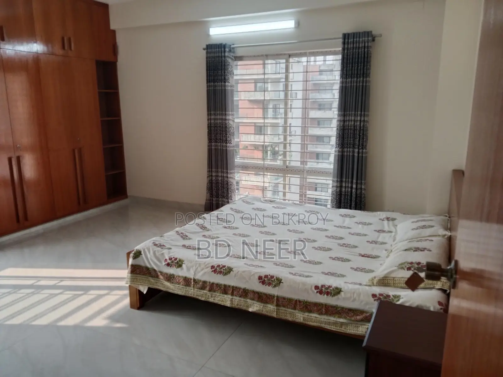 Excellent fully furnish 4 Bed room apt rent in Gulshan