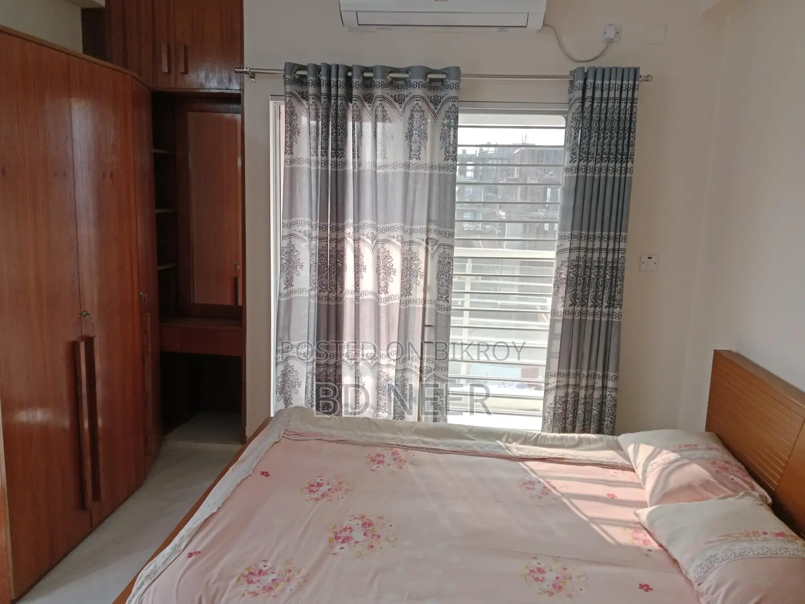Excellent fully furnish 4 Bed room apt rent in Gulshan