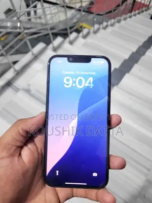Apple iPhone 13 (Used)