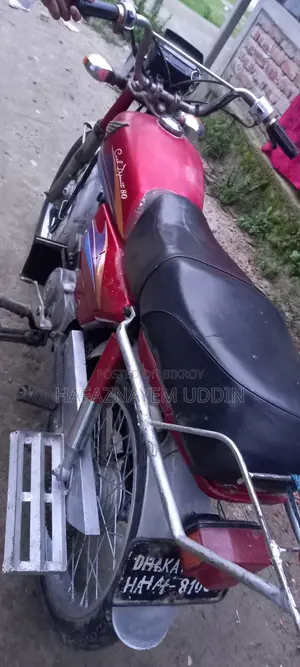 Honda 2007 Red