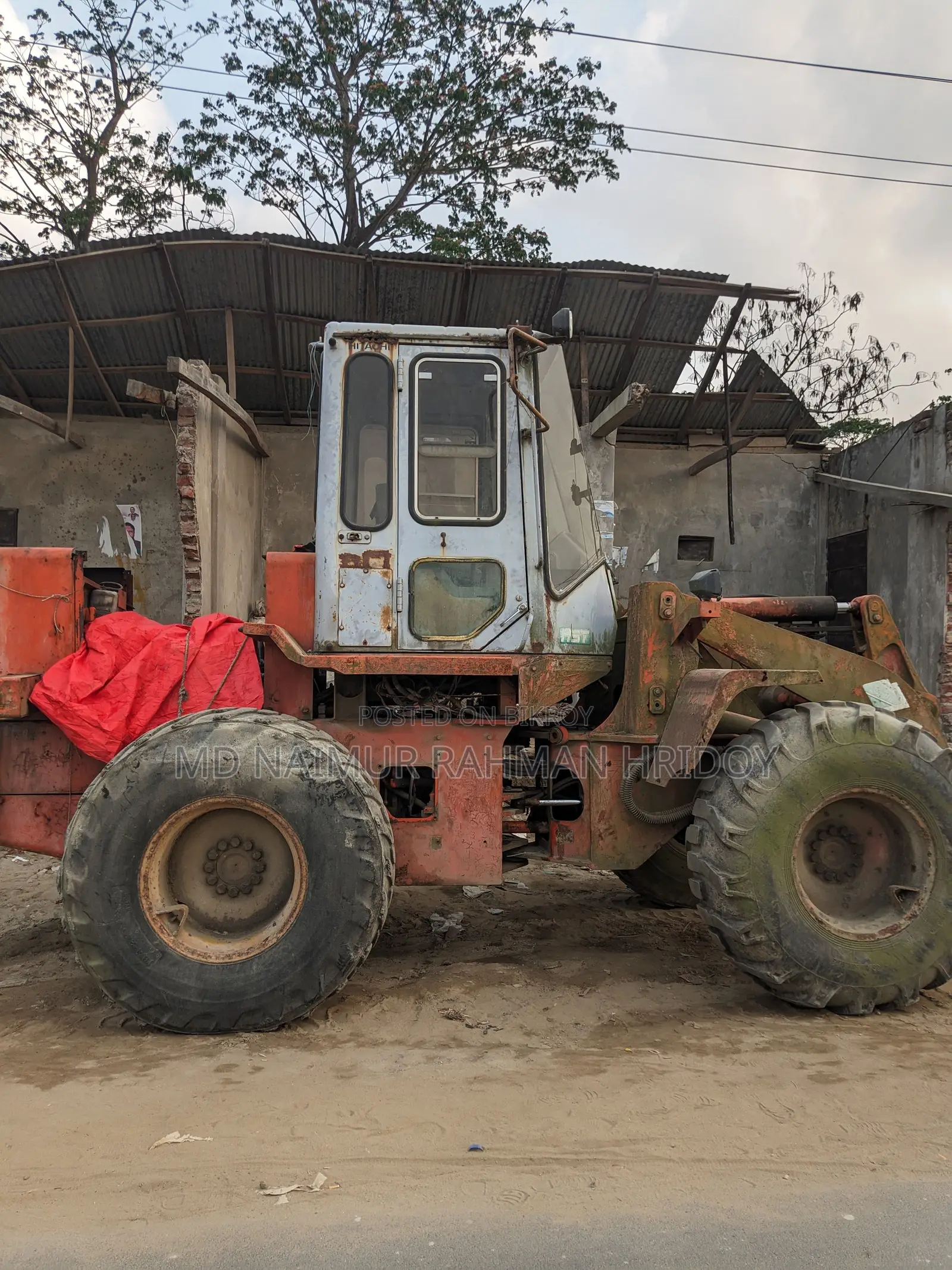 Hitachi LX70–2C Wheel Loader