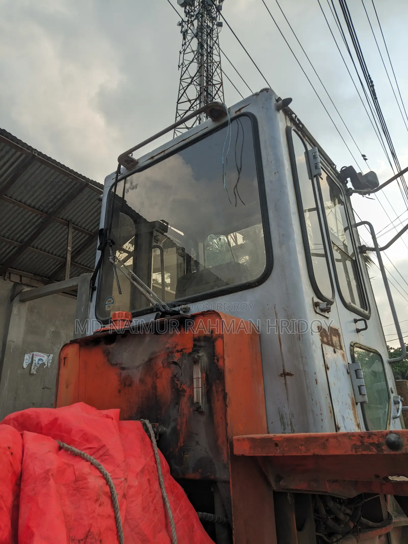 Hitachi LX70–2C Wheel Loader