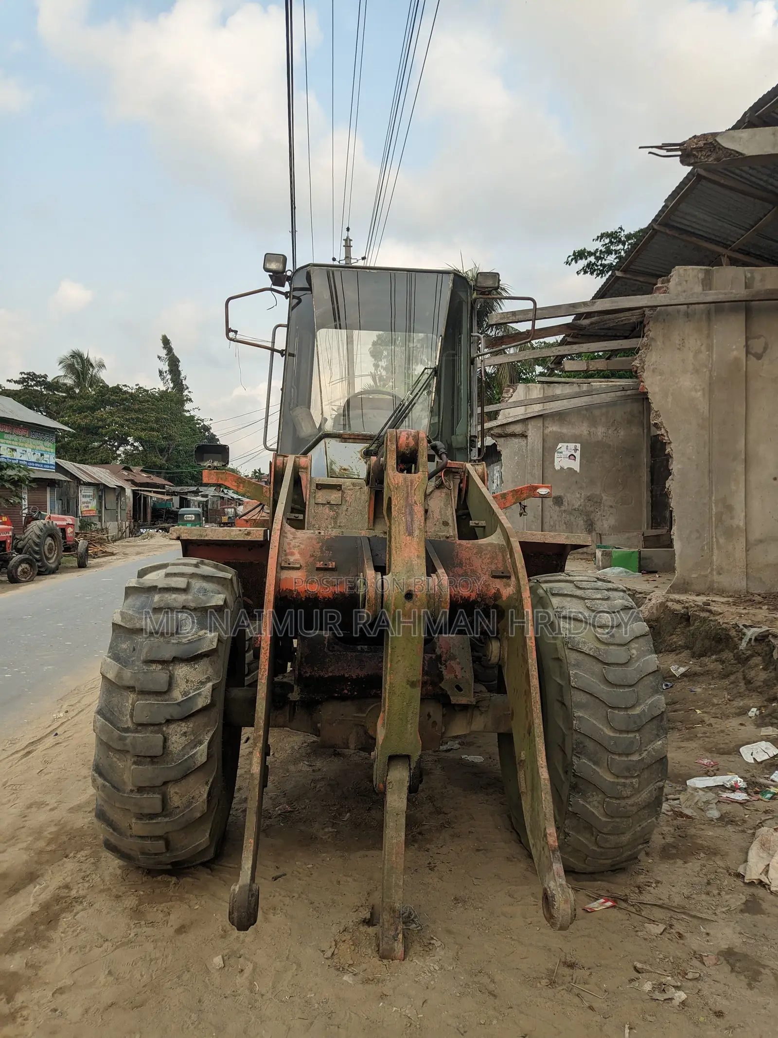 Hitachi LX70–2C Wheel Loader