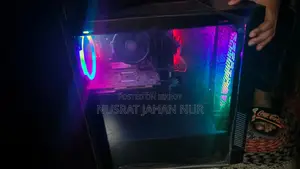 Fully customised gaming pc . table soho