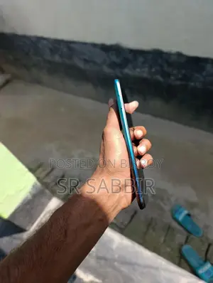Infinix Hot 9 Play 4/64 (Used)