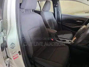 Toyota Corolla Hybrid S 2021