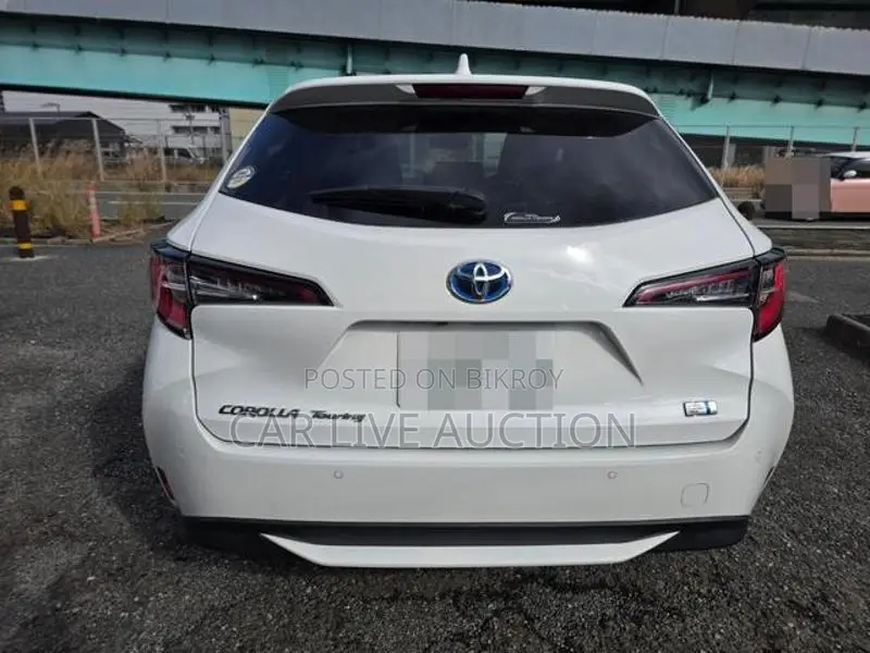Toyota Corolla Hybrid S 2021